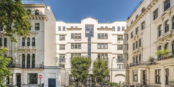 3 bedroom flat to rent - Photo 3