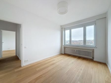 Appartement te huur in Uccle - Photo 3