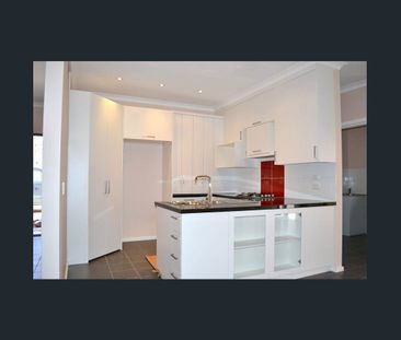 Move Straight In – Everything You Need Is Here - Photo 2