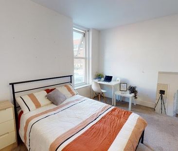 Christina Terrace, Clifton - Photo 2