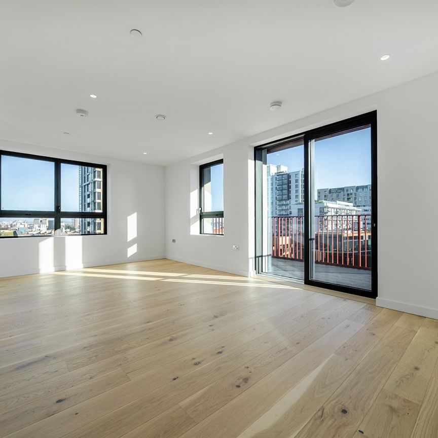 Available from Now - 2 Bed Apartment, Furnished - Photo 1