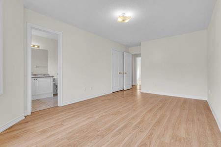 For Lease - 8 Shiff Crescent, Brampton, Ontario - Photo 4