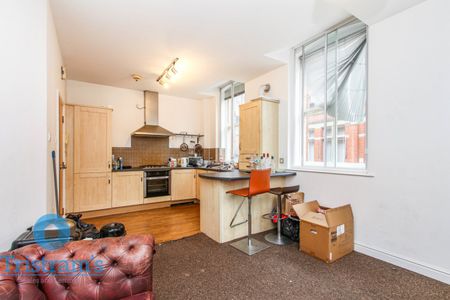 2 bed Apartment for Rent - Photo 3