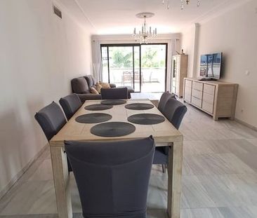 2 room luxury Flat for rent in Marbella, Spain - Photo 2