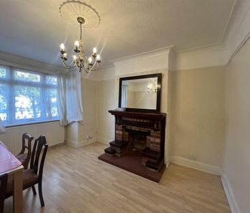4 bedroom terraced house to rent - Photo 6