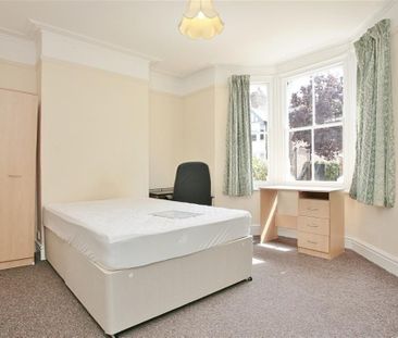 4 bedroom terraced house to rent - Photo 2