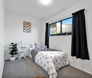 65b Northgate, Strandon - Photo 3