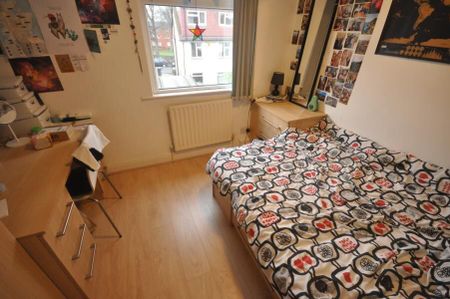 Buckingham Avenue, Hyde Park - Photo 5