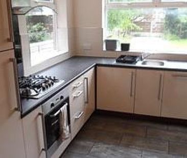 4 Bedroom Semi Detached To Let - Photo 6