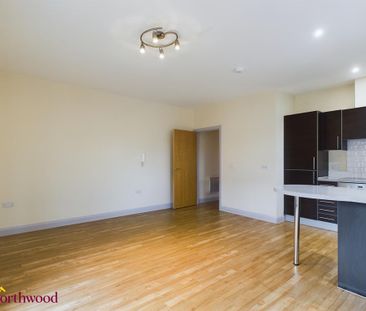 1 bedroom flat to rent - Photo 4