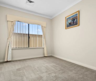 Contemporary Style, Expansive Living - Photo 5