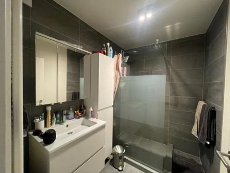 Instapklaar, modern appartement met 2 slaapkamers en een garage te Geel! - Foto 5