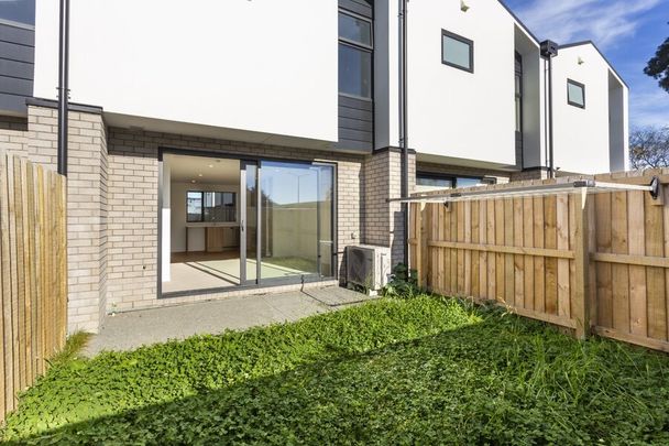 Brand new home in a great location! - Photo 1