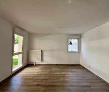 Appartement Le Petit Quevilly 1 pièce(s) 31.92 m2 - Photo 4