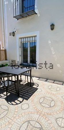 Alquiler de piso en Urbanisation Cortijos de Bahia, 40 - Photo 1