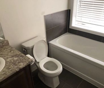 For Lease - 432 Ladycroft Terrace Unit# Upper, Mississauga, Ontario - Photo 5