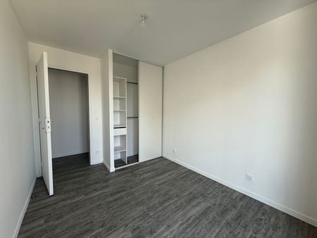Location Maison 4 pièces 90m² - Photo 2