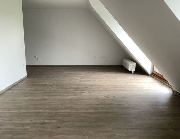 Mitten drin satt nur dabei: 1-Zimmer-Wohnung sofort verfügbar - Photo 1