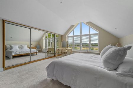 4 bedroom detached house to rent - Photo 5