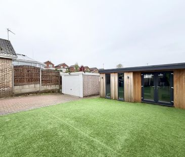 2 bedroom bungalow to rent - Photo 2