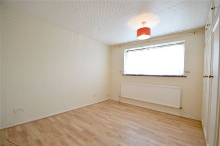 3 Bed Terraced House, Denmark Road, SE25 - Photo 3