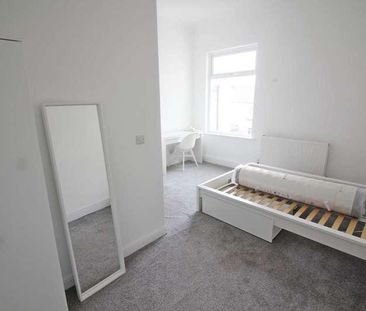 Chesham Road, Chesham, BL9 - Photo 1