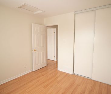 For Lease - 73 Longshire Circle, Barrhaven, Ontario - Photo 1