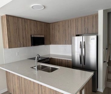 For Lease - 118 Matawin Lane, Richmond Hill, Ontario - Photo 4