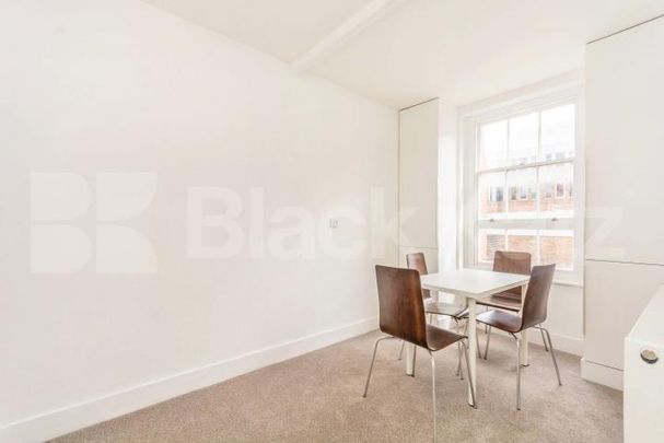 2 Bedroom, 1 bath, 1 reception Flat - Photo 1