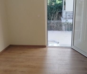 Διαμέρισμα για ενοικίαση Πλατεία Μέμου (Κορυδαλλός) - Photo 2