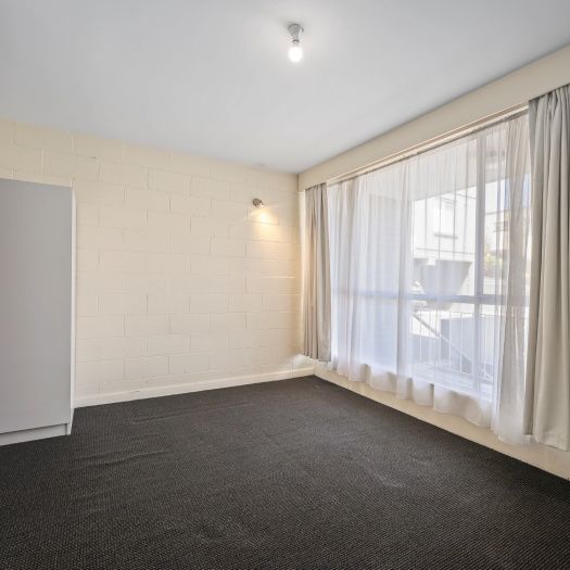Low Maintenance, Inner City Living - Photo 1