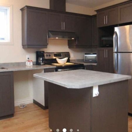 3 1/2 dispo MAINTENANT ou JUILLET, Acenseur PRIVÉ - Photo 3