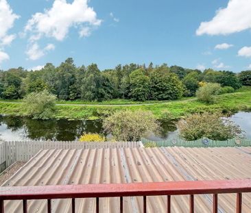 35 Edgewater, Lisburn, BT27 5PZ - Photo 3