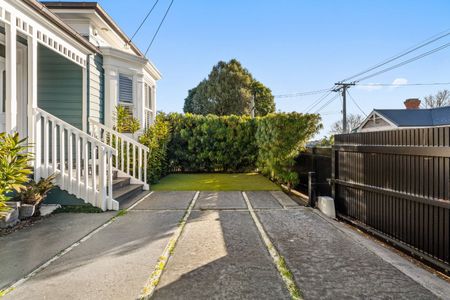 Modern Villa with Pool in Prime Ponsonby Location – Fully Furnished - Photo 5