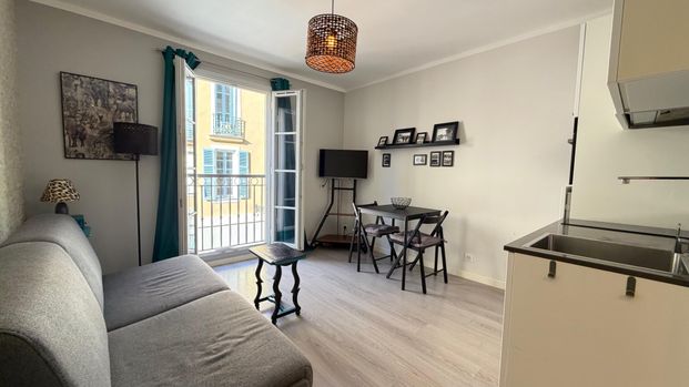 Location Appartement 1 pièce 21m² NICE 06300 - Photo 1