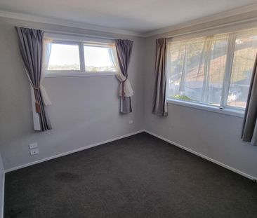 102 Melksham Drive, Churton Park - Photo 3