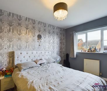 3 bedroom terraced house to rent - Photo 6