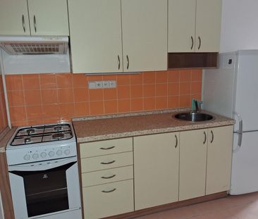 Pronájem bytu 1+1 35 m² - Fotografie 1