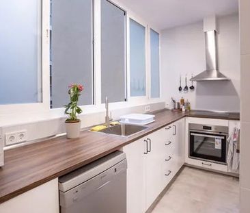 Calle de Guzmán el Bueno, Madrid, Community of Madrid 28015 - Photo 5