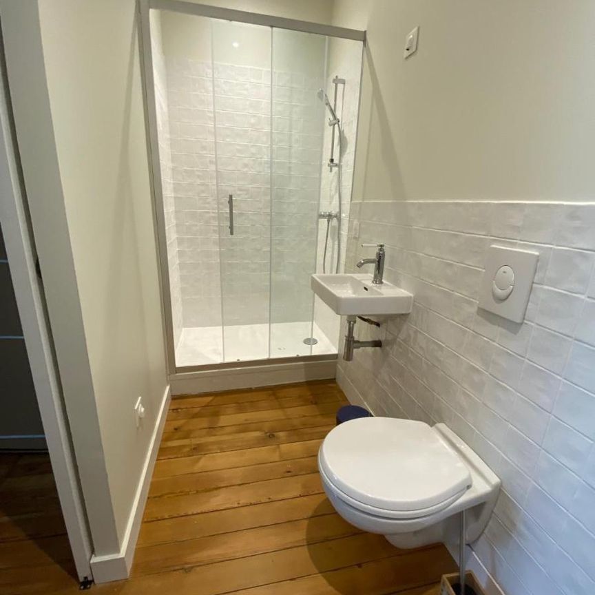 Location Appartement 1 pièce 28m² BORDEAUX 33000 - Photo 1
