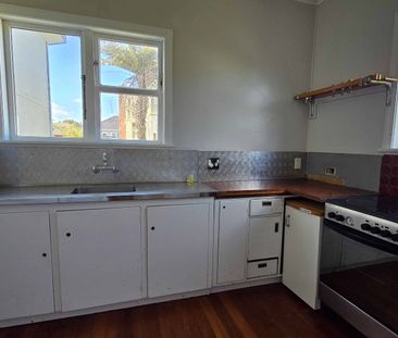 3 bedroom duplex home on large site - Photo 1