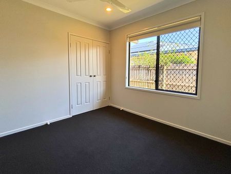 Welcome Home to the Northern Beaches! - Photo 4