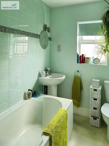 4 bedroom terraced house to rent - Photo 5