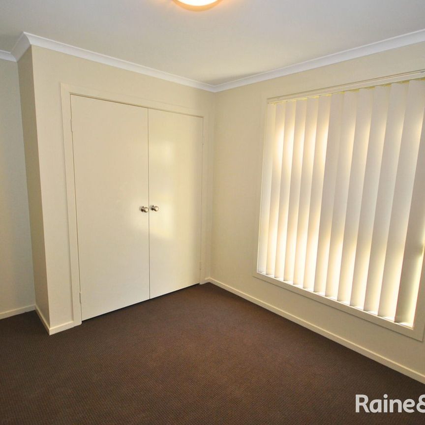 Your Ideal Family Haven on Rannoch Drive - Photo 1