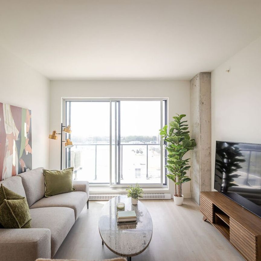 ONE PLACE. ONE EXPERIENCE. MOSTRA CENTROPOLIS. Phase A & B - Immediate Occupancy New and Last Phase - Phase C - July 20 - Photo 1