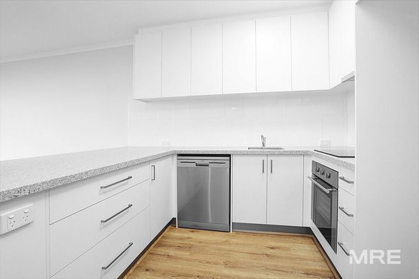 1405/333 Exhibition Street, Melbourne - Photo 1