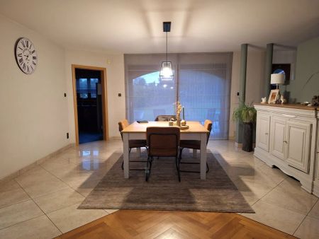 Spaans landhuis te Zonhoven met voldoende groen - Photo 3