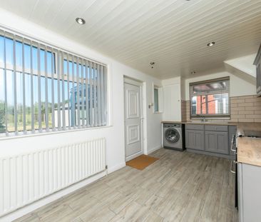 WAINCLIFFE DRIVE BEESTON LEEDS - Photo 6