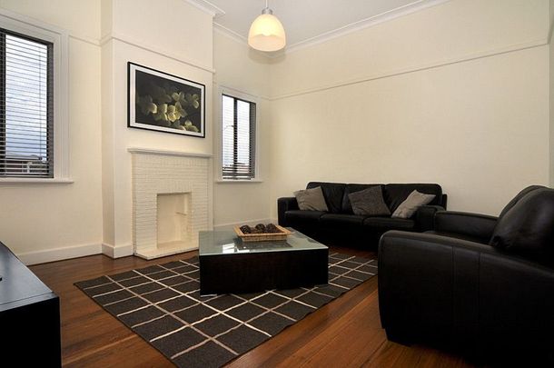 To register & apply for this property, please use this link: https://snug. com/ - Photo 1