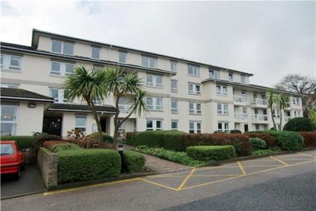 1 bedroom retirement property to rent - Photo 4